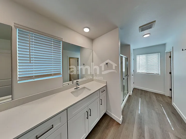 12638 W Flynn Ln — Photo 13
