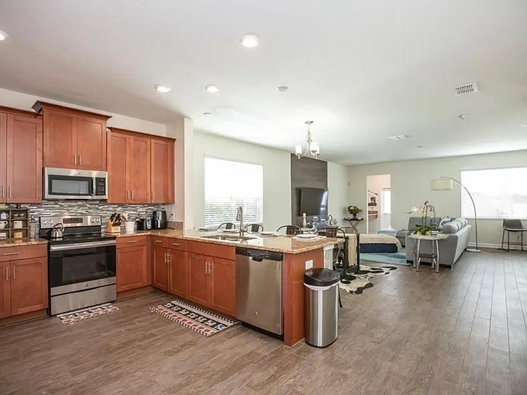 11738 Stein St — Photo 12