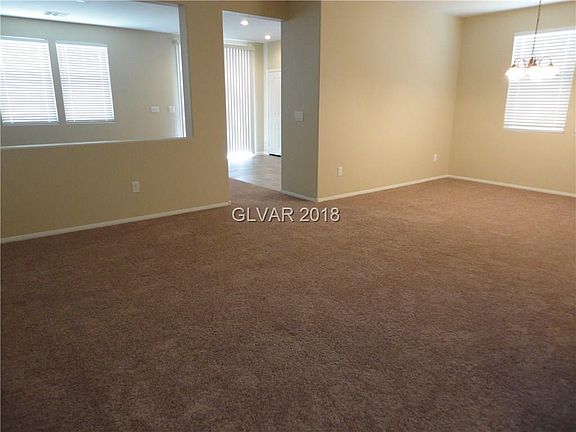 3rd image of 10143 Hollis Mountain Ave #00