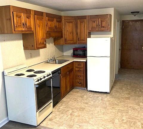 2nd image of 9 Everett St #1