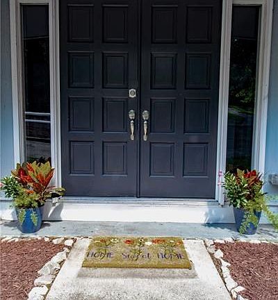 4th image of Tanglewood Dr