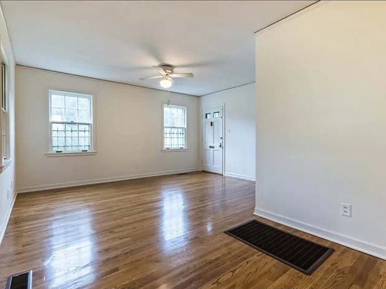 3634 Kearney Ave — Photo 6