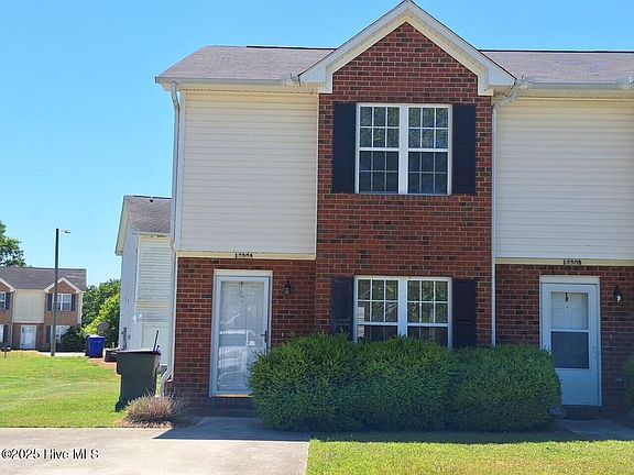 3rd image of 1250 Westpointe Dr #A