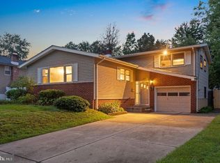 207 Avon Rd, Cherry Hill, NJ 08034