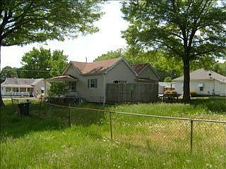 2nd image of 1159 Ridge Ave