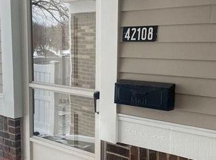 42108 Gladwin Dr #281, Northville, MI 48167