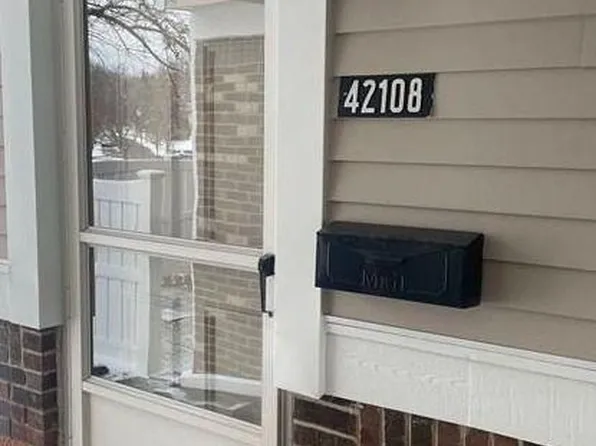 42108 Gladwin Dr #281, Northville, MI 48167