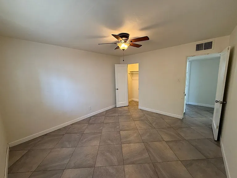 41 E Woodward Dr #FRONT — Photo 13