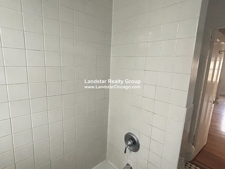 916 Reba Pl #2N — Photo 12