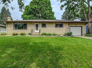4806 Hermsmeier Ln, Madison, WI 53714