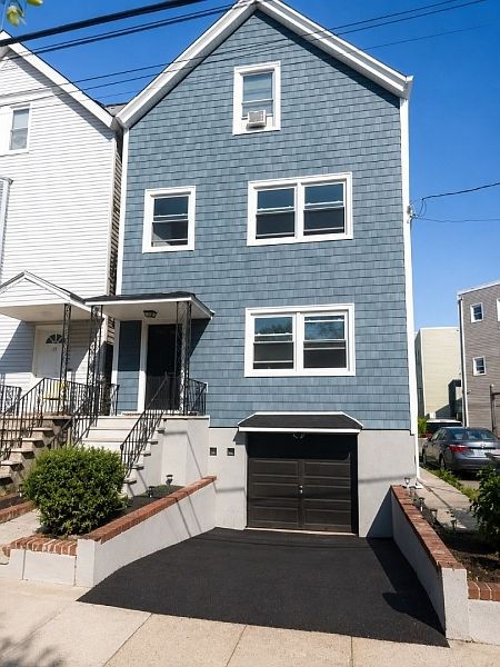 1st image of 17 Maple Ave