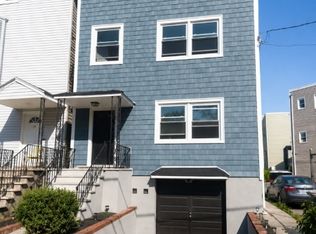 17 Maple Ave, Irvington, NJ 07111