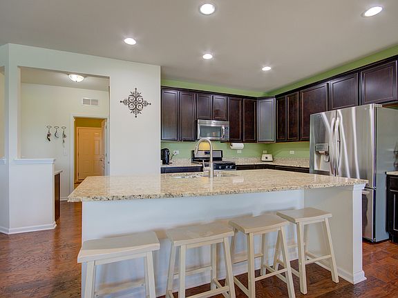 5th image of 24812 Fieldbrook Dr