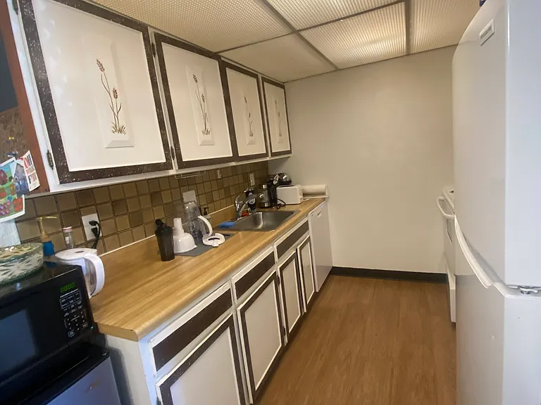 501 Golden Cir #312 — Photo 9