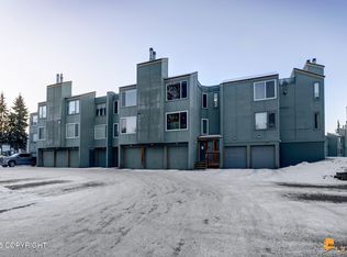 609 Copperbush Ct, Anchorage, AK 99518