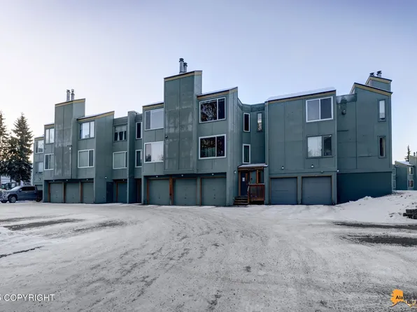 609 Copperbush Ct, Anchorage, AK 99518