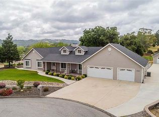 5500 Marco Ln, Atascadero, CA 93422