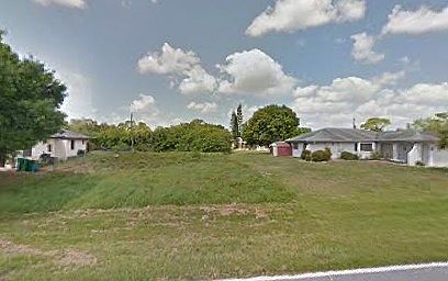 2nd image of 3167 Lake View Blvd
