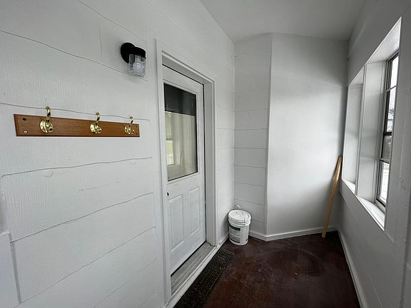2nd image of 1542 S 29th St #4