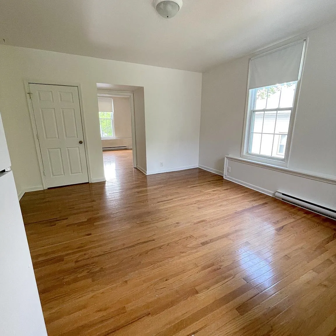 1 bed, 1.0 bath, $1,045 — Photo 4