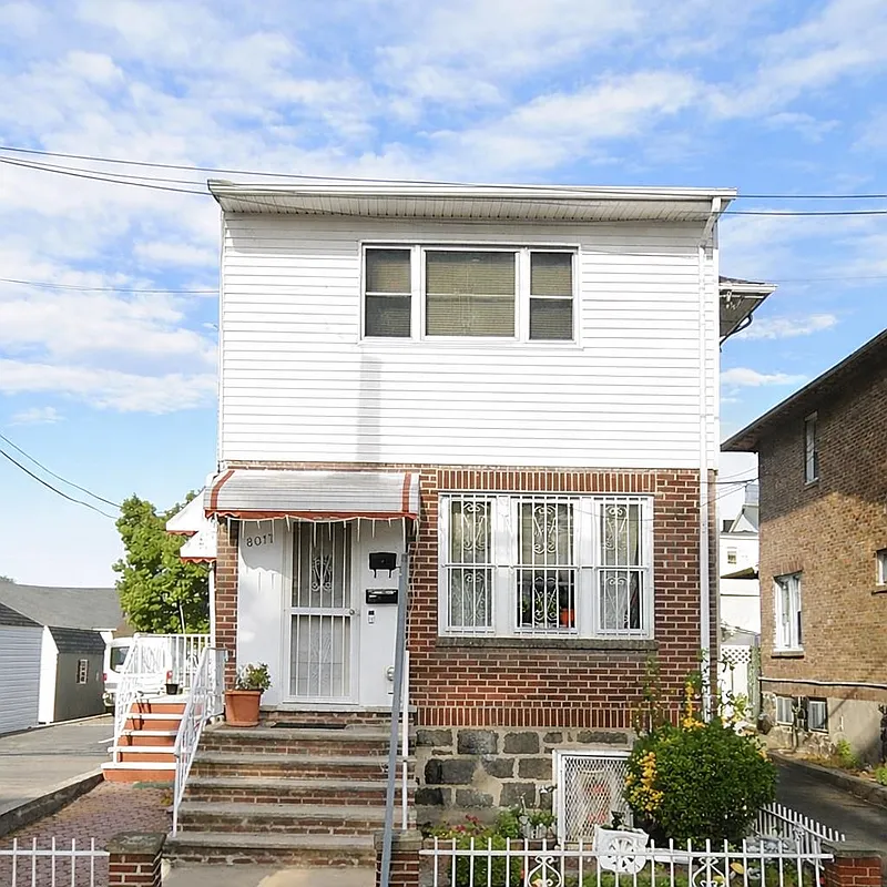 8017 Kennedy Boulevard 2