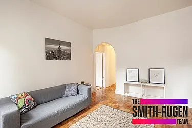 Rented by R New York