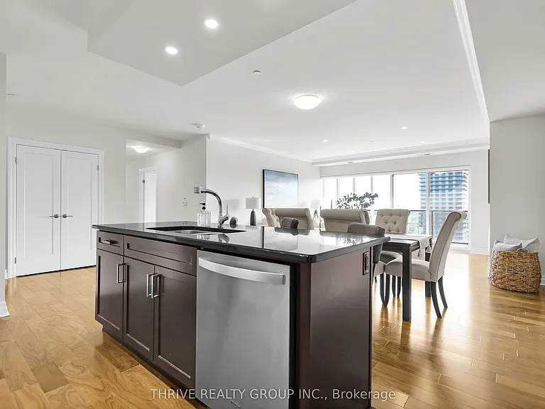 505 Talbot St #2104 — Photo 10