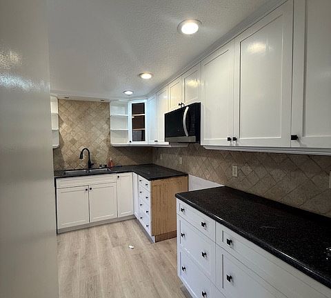 2nd image of 8437 De Soto Ave