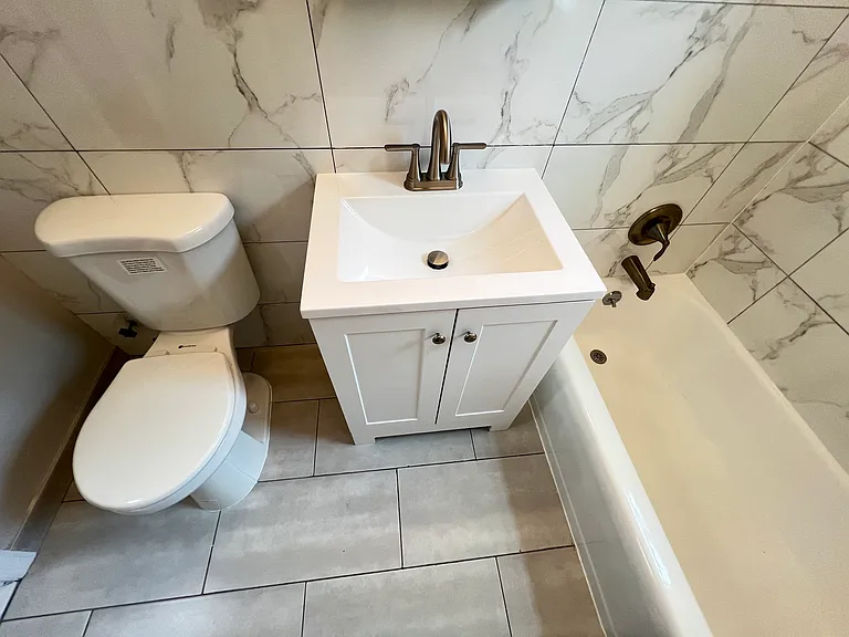 145 Main St #1E — Photo 10