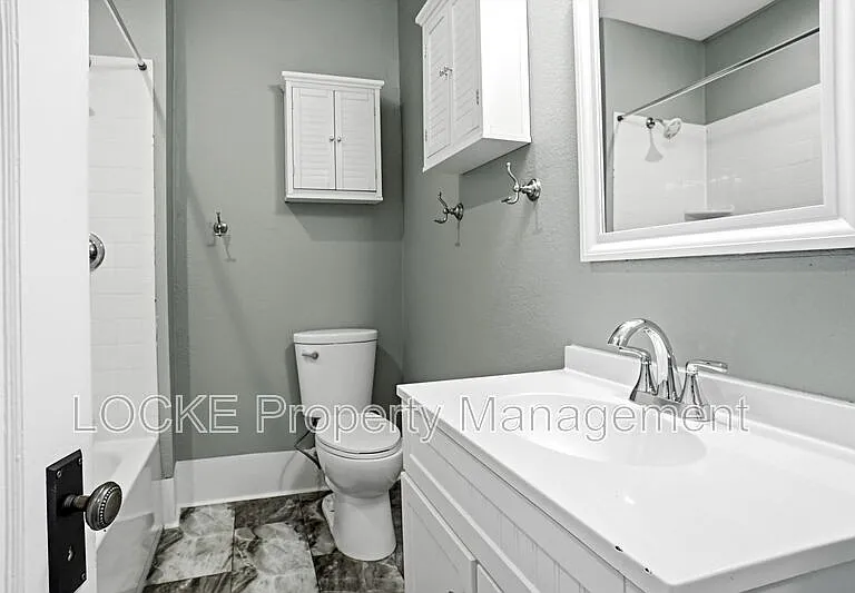 1807 Lipscomb St — Photo 4