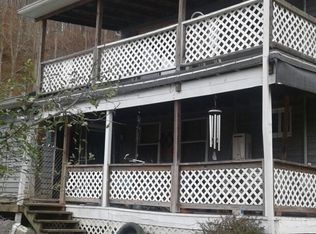 575 Winehaven Dr, Roanoke, WV 26447