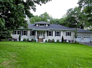 142 Grant Ave, Middlesex, NJ 08846