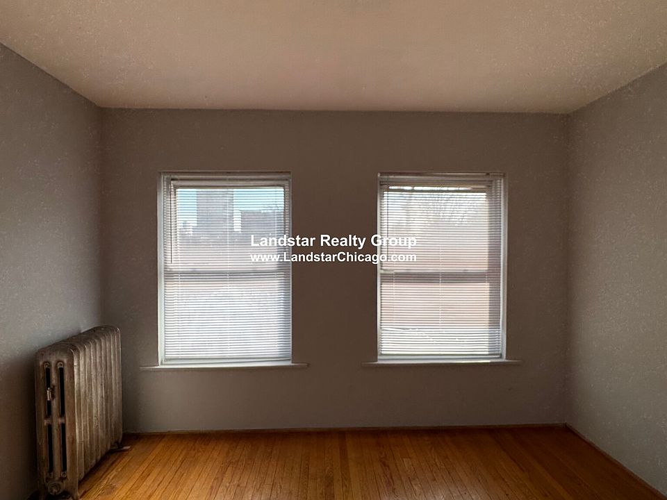 1st image of 1212 W Thorndale Ave APT 2