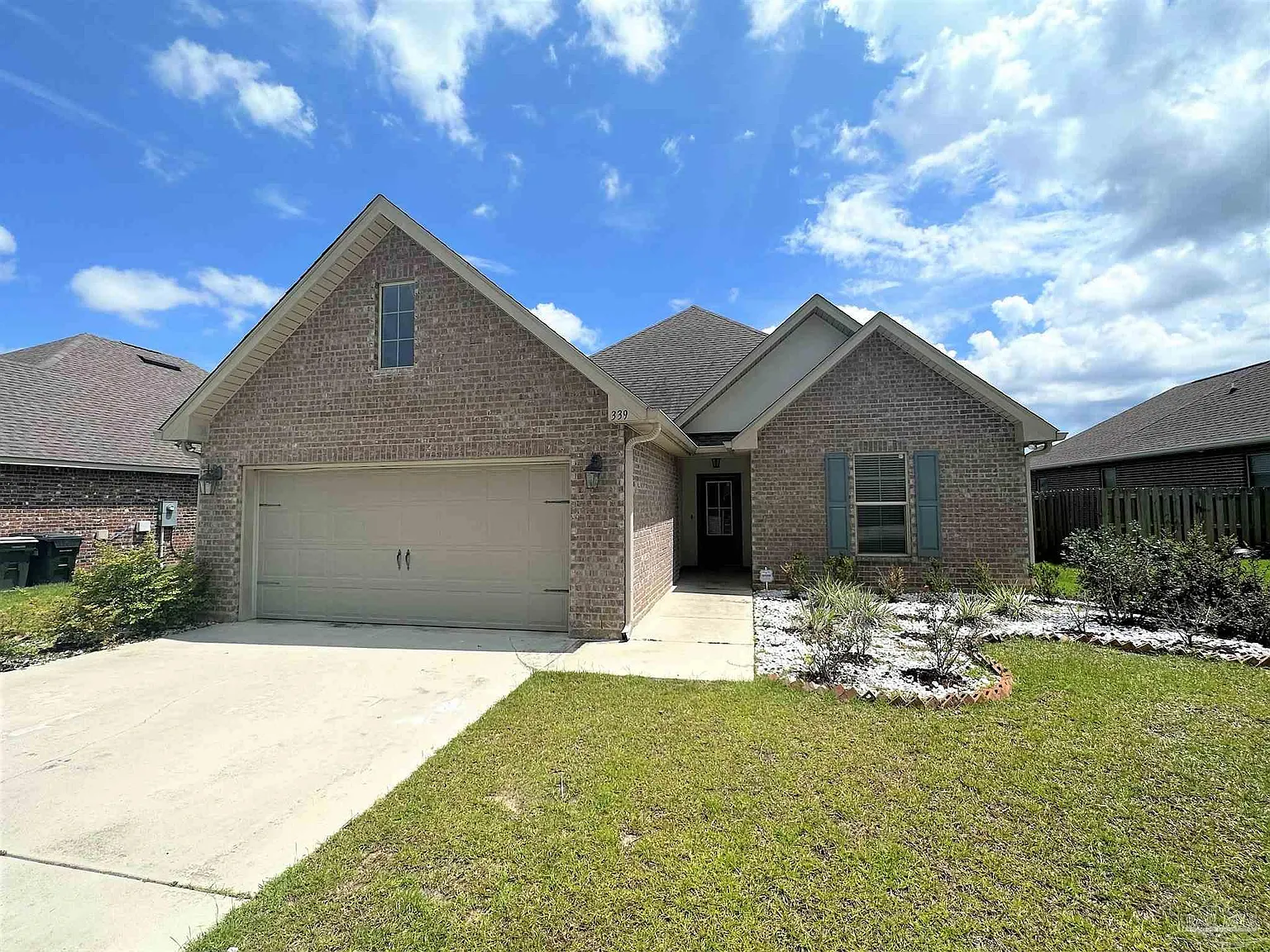 3 bed, 1685 sqft, $2,050 — Photo 1