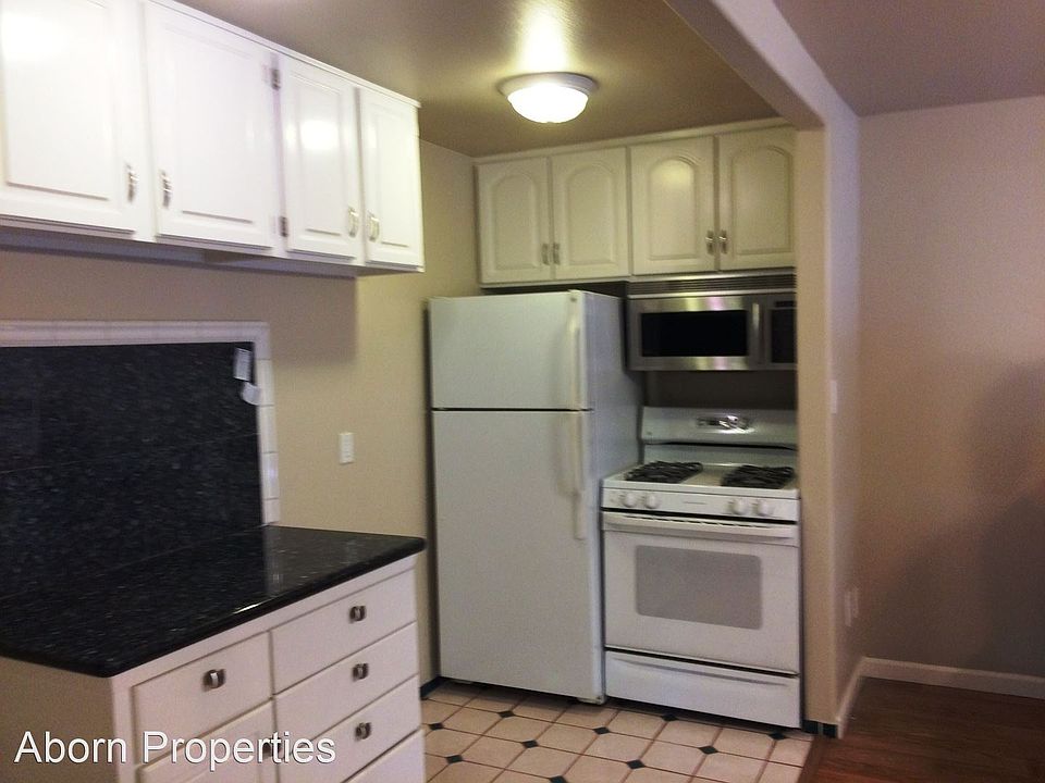 1st image of 10133B S Tantau Ave
