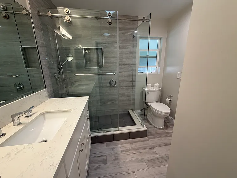 5033 Doreen Ave — Photo 7
