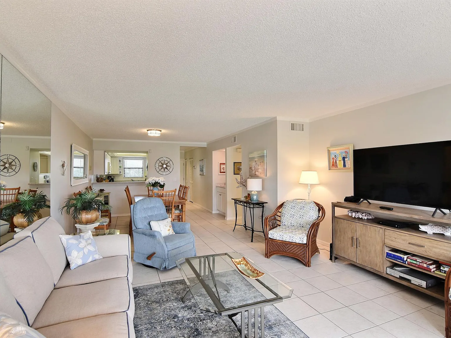 2 bed, 1130 sqft, $5,500 — Photo 4