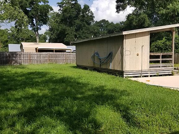 4th image of 3339 NE 30th Ct