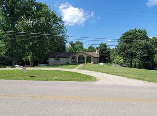 9801 Strueh Hendricks Rd, Evansville, IN 47712