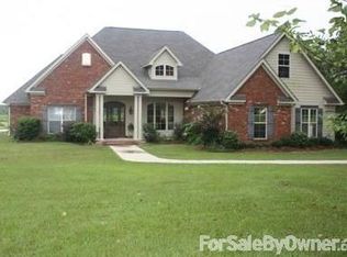 131 Oakwood Pl, Brandon, MS 39047