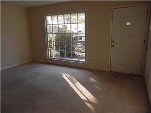 2nd image of 202 Greenhurst Ave