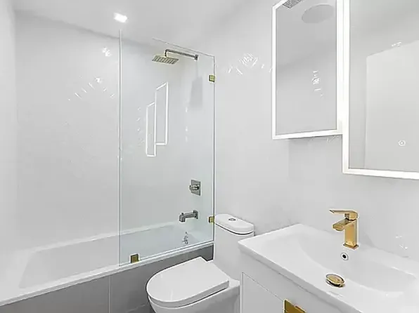 455 Lexington Avenue image 7 of 8