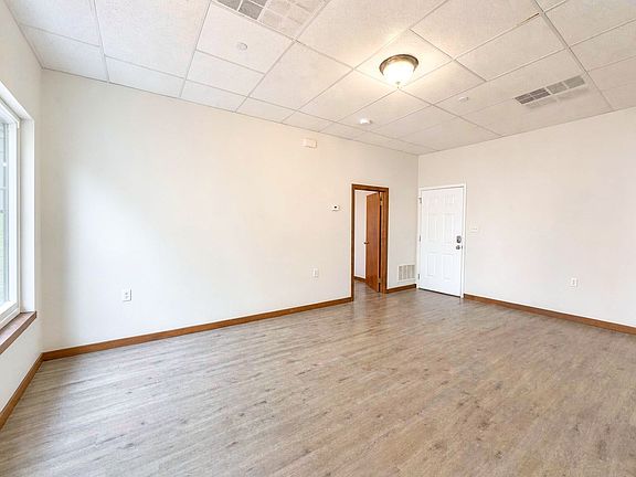 4th image of 216 Central St #2F