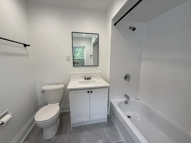 807 Frederick St — Photo 34