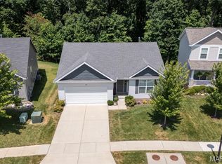 139 Brookview Way Dr, O'Fallon, MO 63366