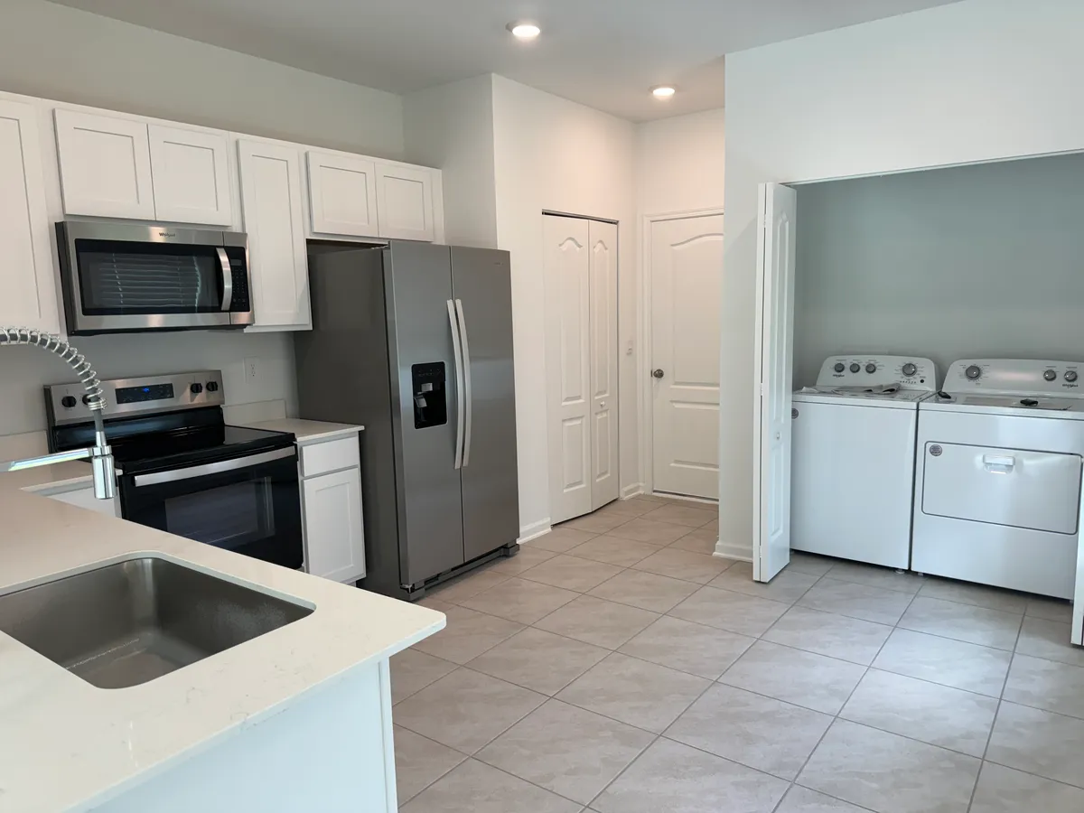 Kitchen - 266 Tidal Beach Ave