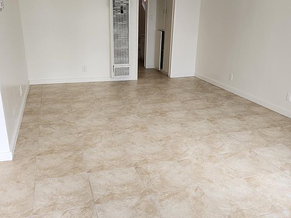 4th image of 2228 W Via Corona E