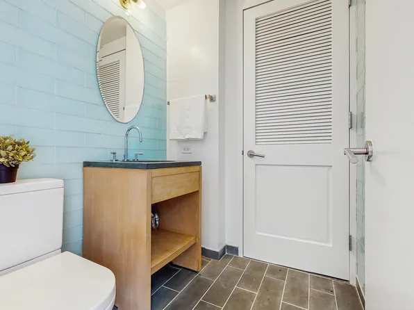 310 West 52nd Street image 6 of 25