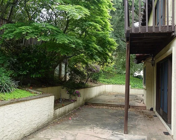 455 Old Oak Ct — Photo 16