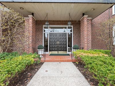 1290 N Western Ave APT 301, Lake Forest, IL, 60045